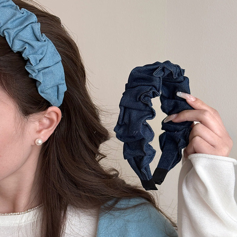"Denim Ruffle Headband – Casual-Chic Scrunched Hair Accessory for Everyday Style"